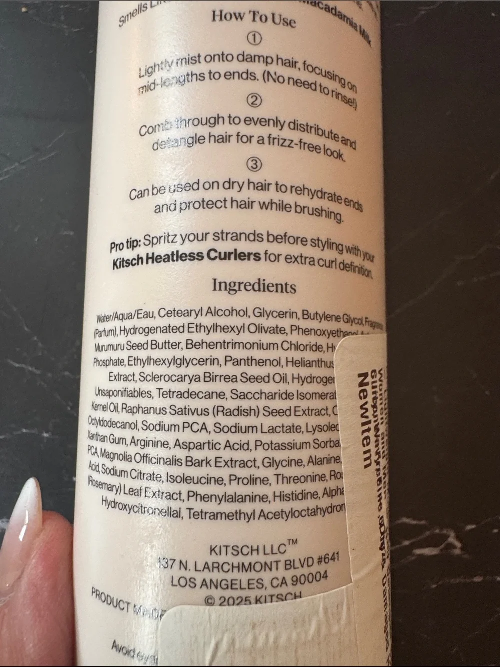 Kitsch Moisturizing Leave-In Conditioner — Cream & Black Spray Bottle